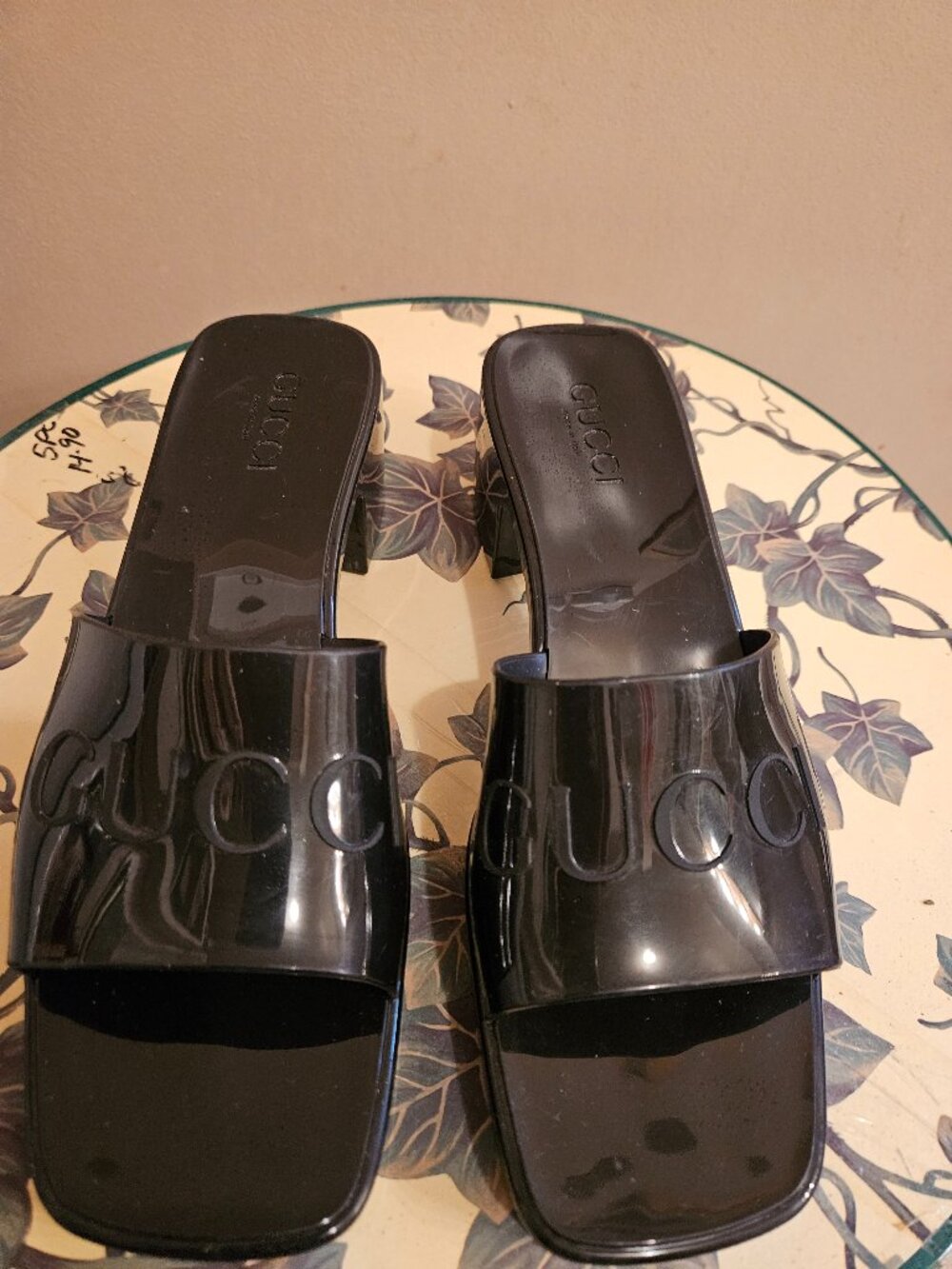 Gucci black sandal